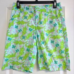 Lilly Pulitzer Green Alligator Print Bermuda Shorts Size 2
